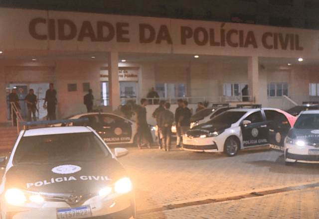Imagem da noticia Quadrilha alugava carros, copiava chaves e depois roubava