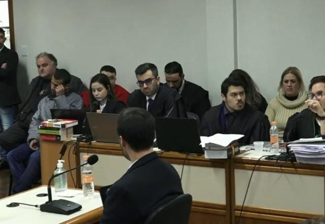 Imagem da noticia Réus acusados de espancar jovem até a morte no RS são condenados