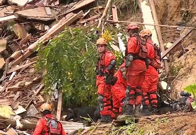 Imagem da noticia Temporal em Petrópolis (RJ) deixa três desaparecidos
