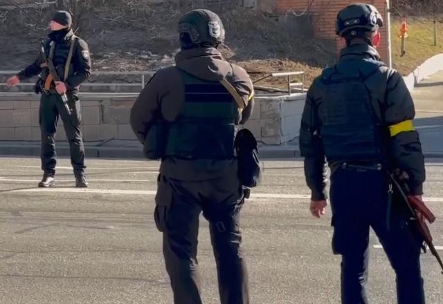 Imagem da noticia Unidades da polícia tentam encontrar espiões russos em Kiev