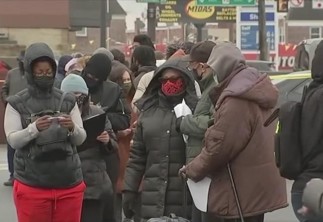 Imagem da noticia Internações e procura por testes de covid aumentam nos Estados Unidos