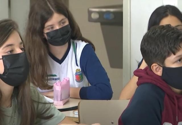 Imagem da noticia Pandemia prejudica aprendizagem de alunos e gera procura por reforço
