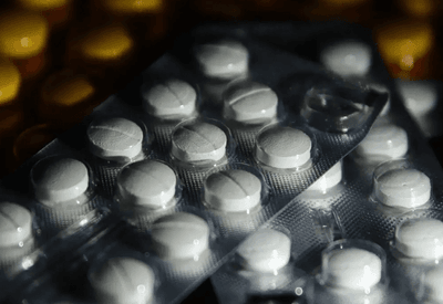 Anvisa aprova genérico de remédio para refluxo gastroesofágico que custa mais de R$ 100