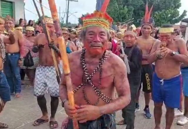 Imagem da noticia Indígenas protestam contra desaparecimento de jornalista e indigenista
