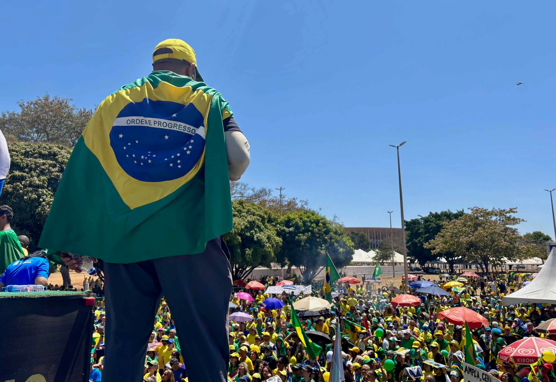 Imagem da noticia Ato bolsonarista em Brasília tem pedidos de anistia e impeachment de Lula e Moraes