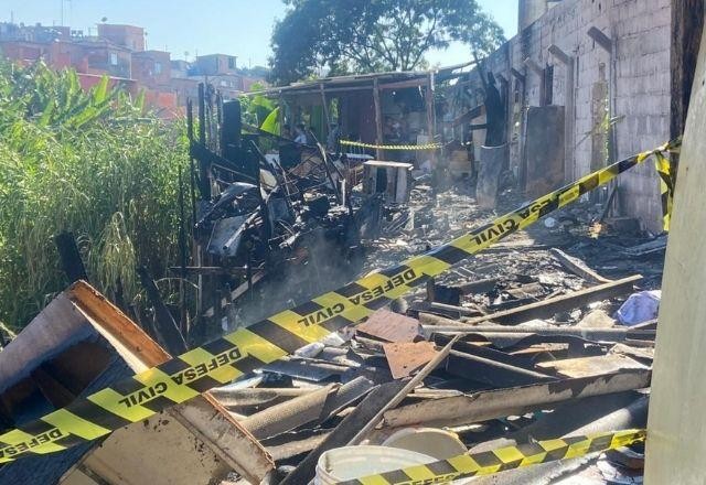 Imagem da noticia Homem ateia fogo na casa da ex e deixa desabrigados em SP