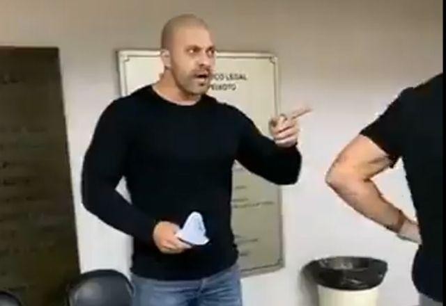 Imagem da noticia VIDEO: Deputado segue preso na Polícia Federal e aguarda decisão do Congresso