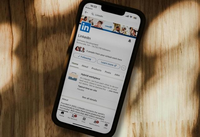 Imagem da noticia LinkedIn faz atualizações na plataforma; saiba atualizar seu currículo com as novidades
