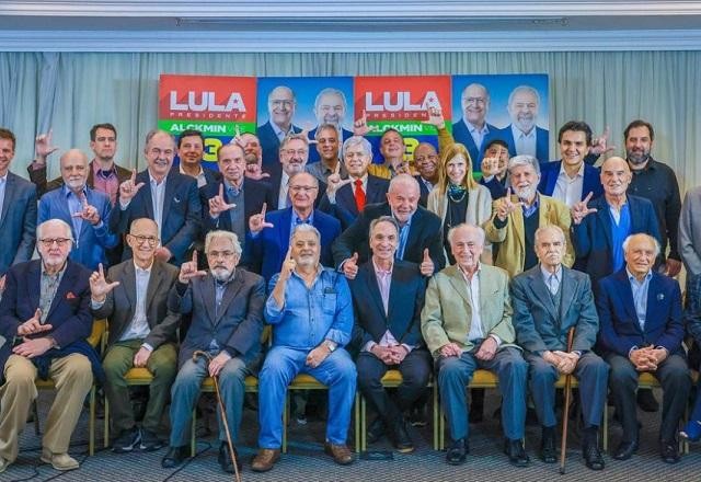 Imagem da noticia André Lara Resende, criador do Plano Real, defende voto em Lula no 1º turno
