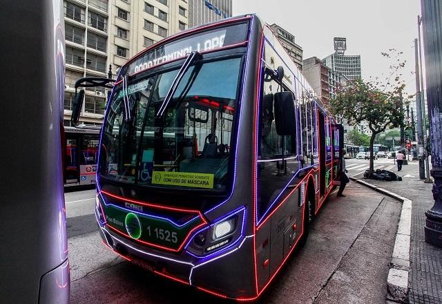 Tarifa de ônibus, trem e metrô em SP não terá aumento em 2021