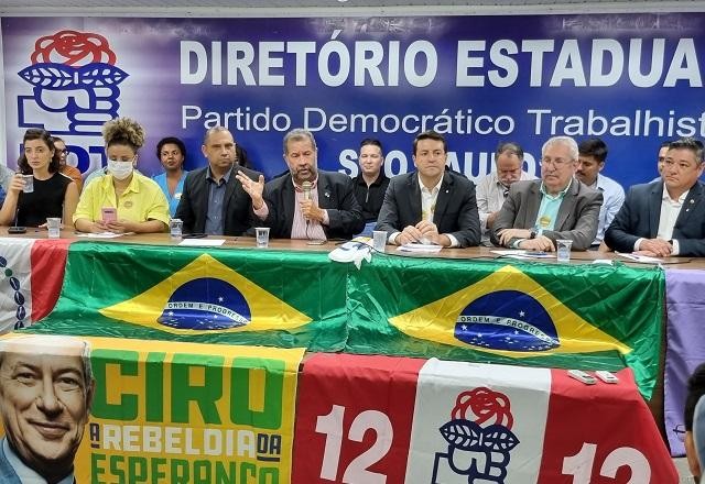 Imagem da noticia "Vai acabar como vereador de alguma cidade do interior", diz Lupi sobre Moro