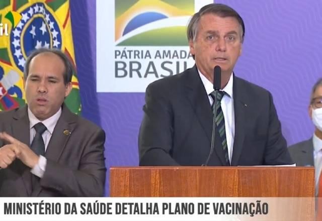 "Se alguém exagerou foi no afã de buscar solução", diz Bolsonaro