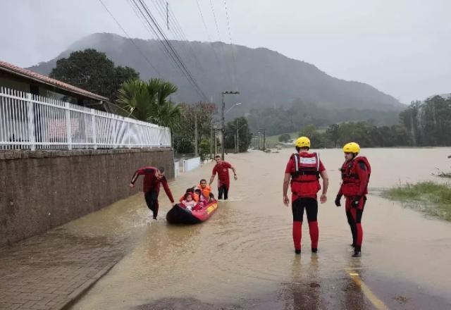 Previsão: sinal de alerta para o Sul por alto risco de inundações