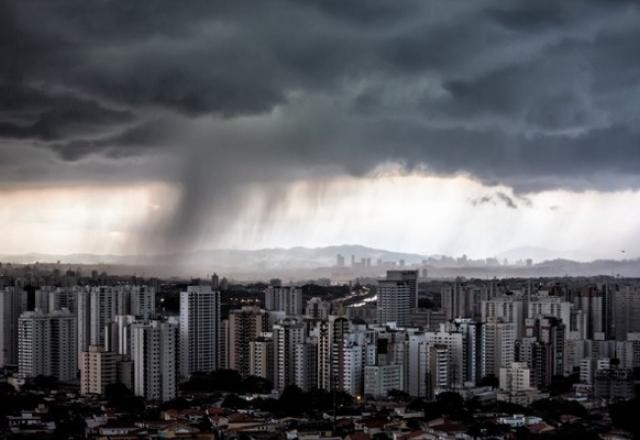 SP em alerta meteorológico: possibilidade de enxurrada nesta 4ª feira