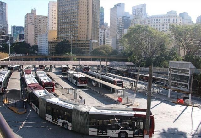 Imagem da noticia Prefeitura de SP entra na justiça contra greve de ônibus do dia 21