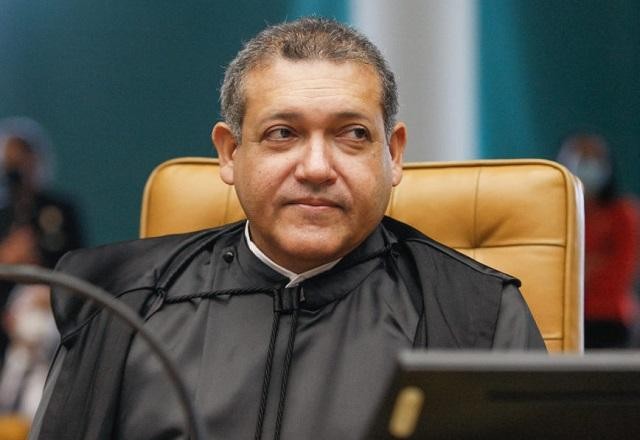Imagem da noticia Nunes Marques arquiva notícia-crime que pedia prisão de deputados
