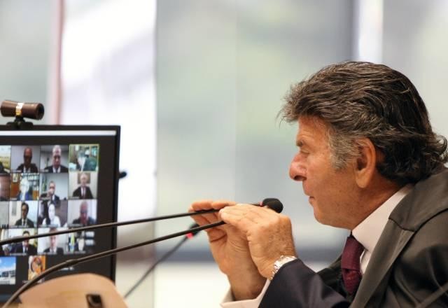 Imagem da noticia Sessão do STF julgará prisão de deputado. Segurança foi reforçada