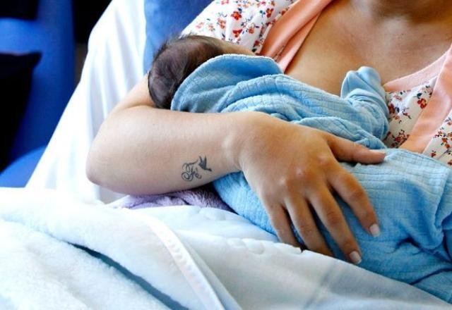 Imagem da noticia STF decide que licença-maternidade começa a valer depois de alta hospitalar