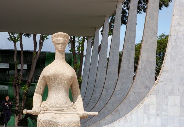 Imagem da noticia STF analisa nesta sexta (28) decisão de Dino sobre emendas parlamentares