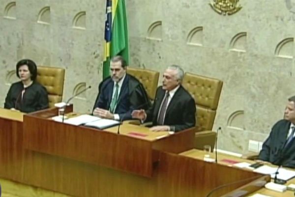 Imagem da noticia STF realiza sessão em homenagem aos 30 anos da Constituição Federal