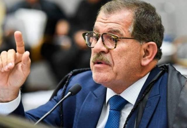 Imagem da noticia STJ abre inquérito para investigar Lava Jato; procuradores falam em "afronta"