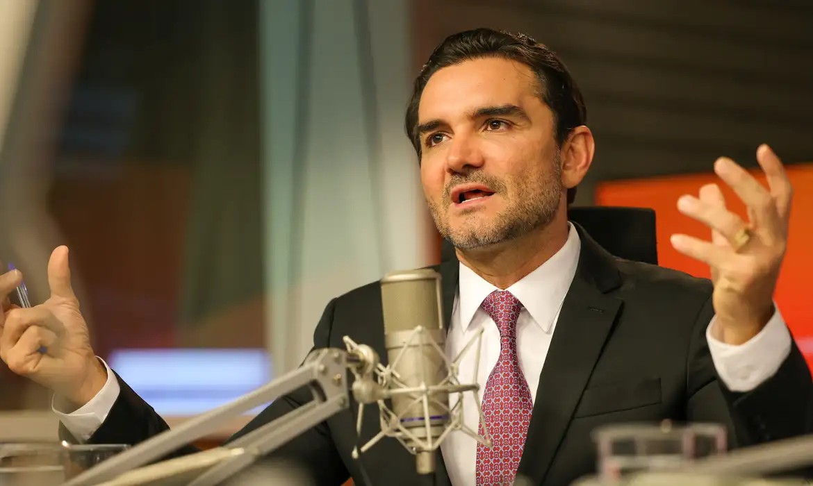 Imagem da noticia Conselho de Ética do União Brasil pede expulsão de Celso Sabino; decisão final será da executiva do partido