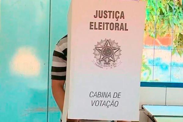 Imagem da noticia Saiba o que cada pessoa pode fazer - ou não - no domingo de eleição