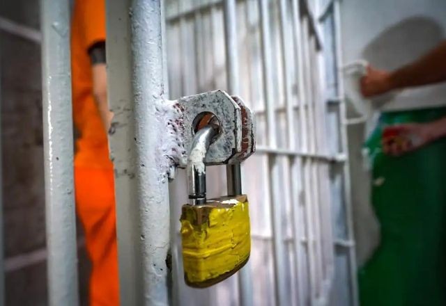 Imagem da noticia Saidinha temporária: mais de 100 presos são recapturados no 1º dia por violar regras 
