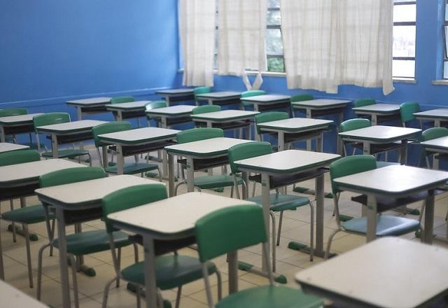 Imagem da noticia Obrigatoriedade de alunos em aulas está suspensa em SP