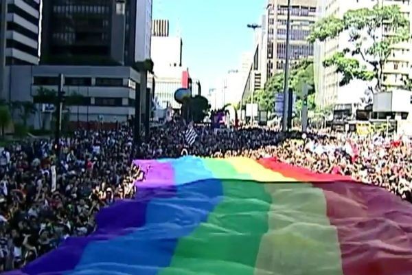 Imagem da noticia São Paulo recebe a 21ª edição da Parada Gay