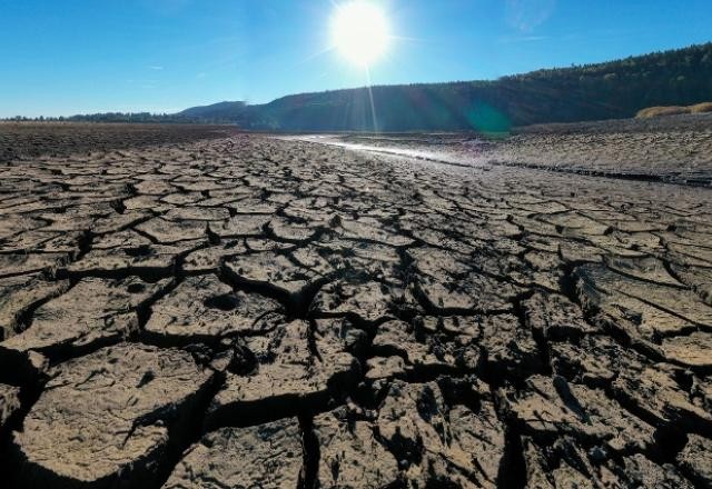 Imagem da noticia Onda de calor na Europa: França tem 100 cidades sem água