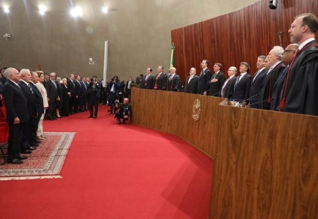 Imagem da noticia Aliados de Bolsonaro minimizam impacto da repercussão do discurso de Moraes