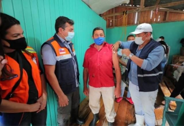 Imagem da noticia Cidades atingidas por enchentes no AM mantêm vacinação contra covid-19
