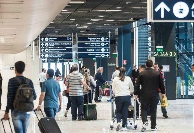 Imagem da noticia Preço da passagem para voos nacionais registra alta de até 45%
