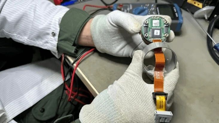 Imagem da noticia Conheça o laboratório que vai analisar caixa-preta do avião que caiu em Vinhedo (SP)