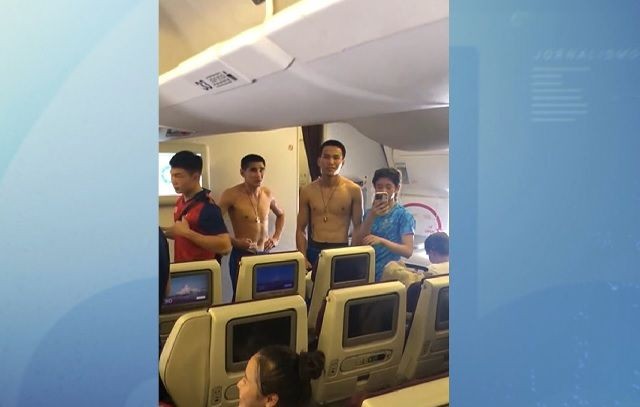 Imagem da noticia Passageiros passam horas presos em avião sem refrigeração na Grécia; veja vídeo