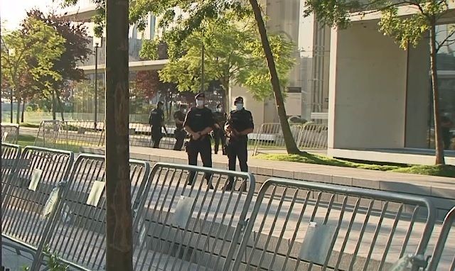 Imagem da noticia Adolescente português é preso suspeito de ser o mentor de ataque em escola do Brasil
