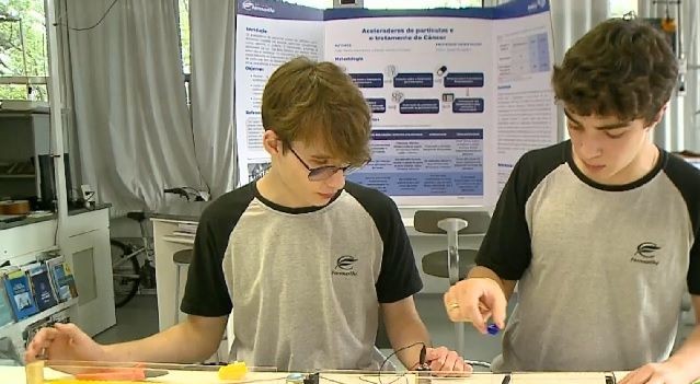 Imagem da noticia Adolescentes brasileiros ganham ouro em Olimpíada Mundial de Projetos Científicos
