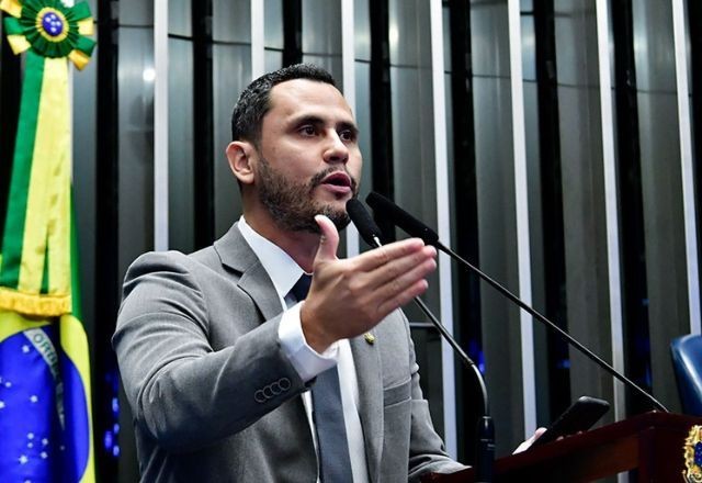 Imagem da noticia Senador ameaça candidatura à revelia do PL e amplia divisão da direita em Minas Gerais 