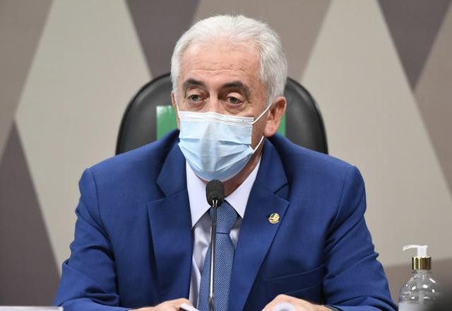 Imagem da noticia Governistas estão sendo "advogados do diabo", diz senador da CPI