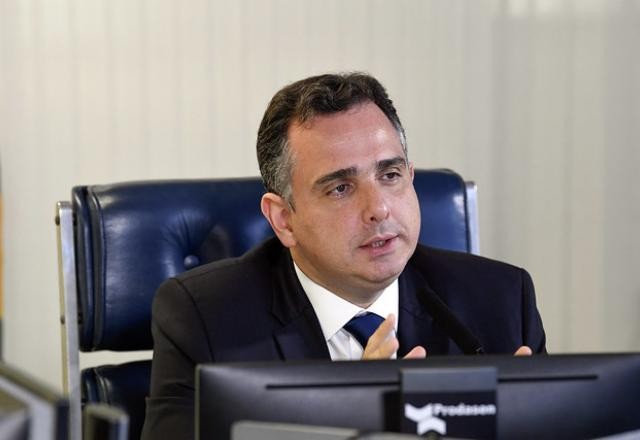 Imagem da noticia Comitê quer participação da iniciativa privada na compra de vacinas