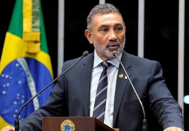 Imagem da noticia Senador de Roraima xinga jornalista sequestrado e espancado