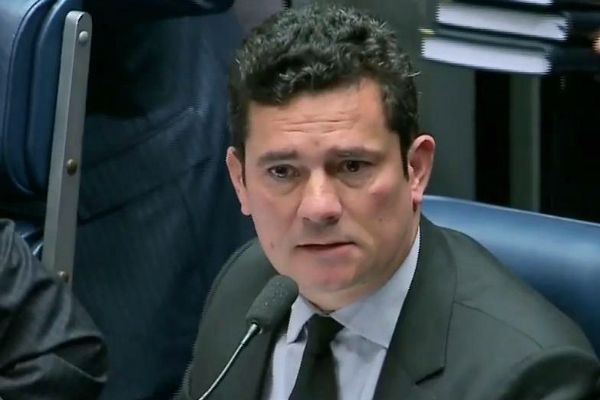 Sérgio Moro responde críticas do ministro Dias Toffoli