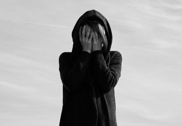 Imagem da noticia Série adolescente está ligada a aumento de suicídio entre jovens nos EUA