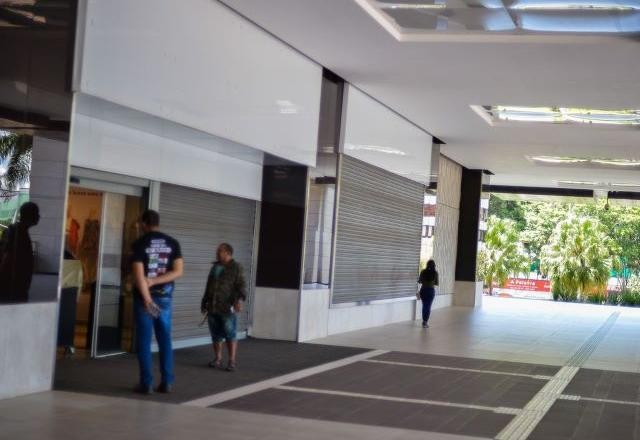 Imagem da noticia Novo decreto libera diversas atividades durante lockdown no DF