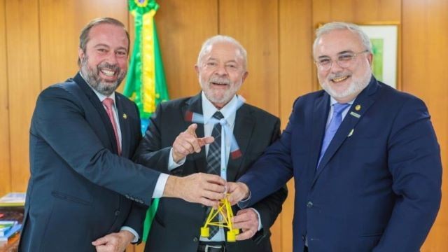 Imagem da noticia Lula cancela encontro que trataria de futuro de Prates na Petrobras