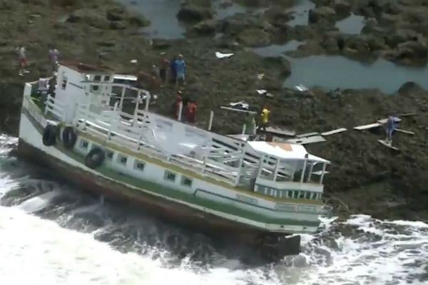 Imagem da noticia Sobe o número de vítimas no acidente da Bahia