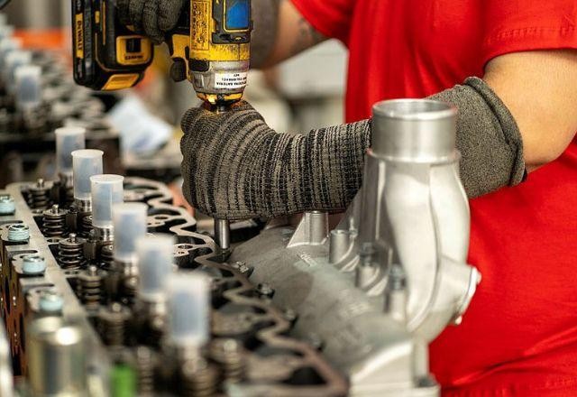 Imagem da noticia Produção da indústria cresce em agosto; e emprego fica estável