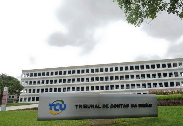 TCU abre processo para apurar compra de viagra pelas Forças Armadas