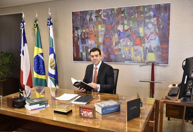 Imagem da noticia Bruno Dantas é eleito novo presidente do Tribunal de Contas da União